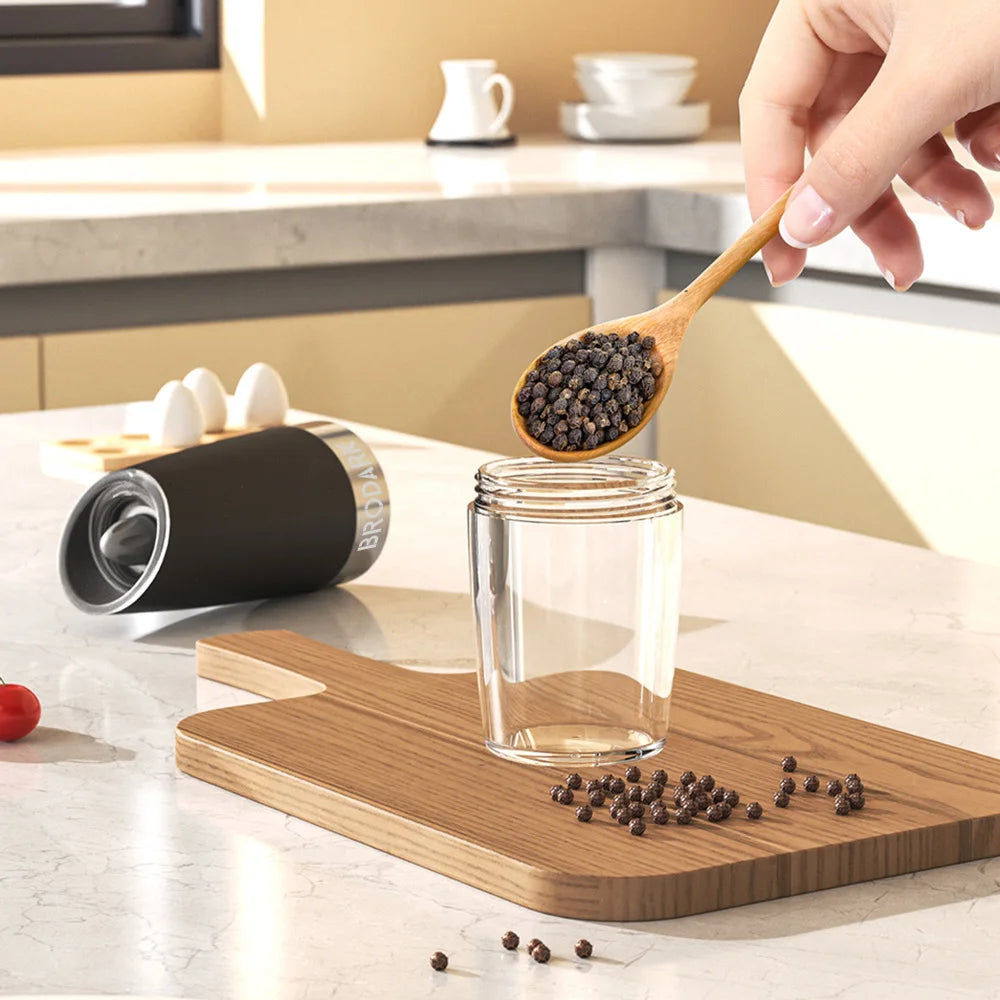 1/2pcs Gravity Electric Salt And Pepper Grinder Set,
Battery Powered LED Light One HandAutomatic Operation
