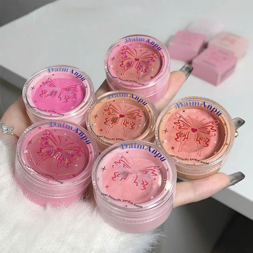 Airy Blush Clay Pigmented Powdery Cream Blusher
Long-Lasting Tender Look Uplifting Color Matte Girlish Blush