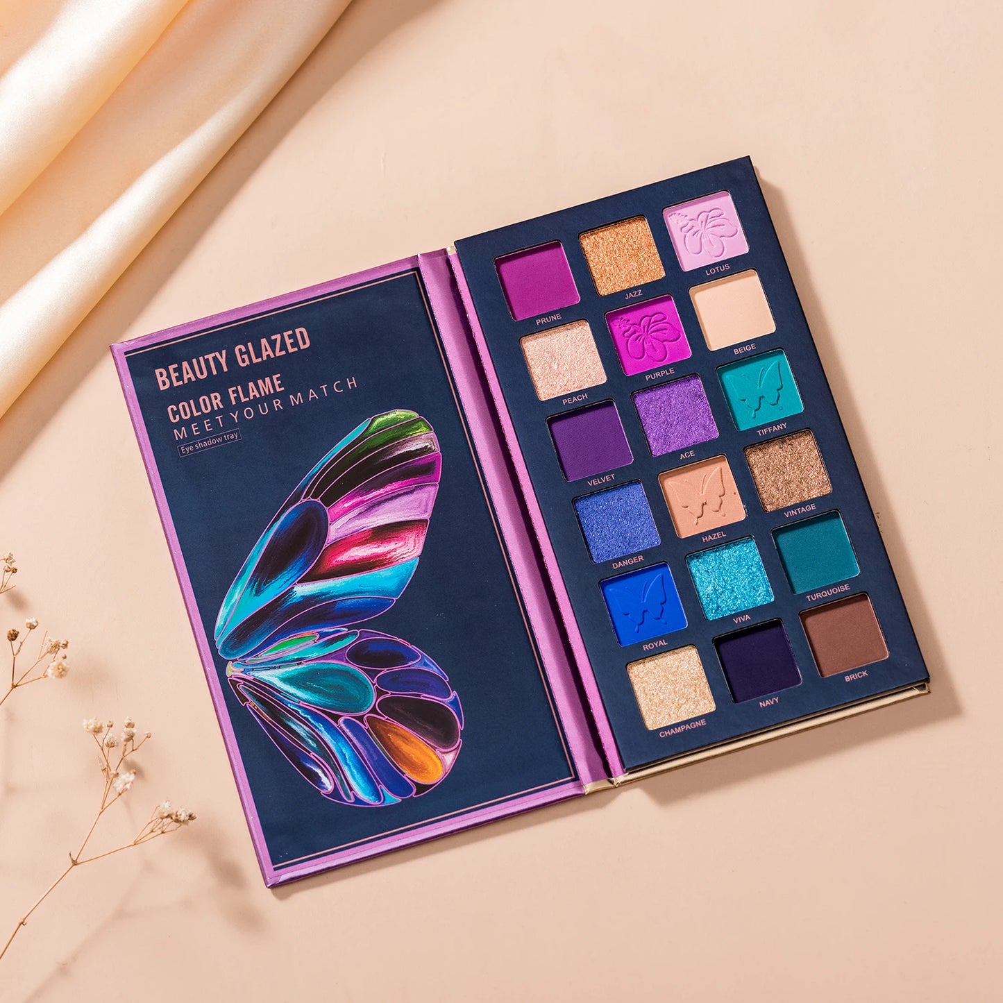 18 Color Eyeshadow Palette, Natural Matte Shimmer Metallic Satin Finish Eyeshadow
