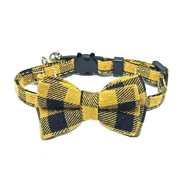 Pet Breakaway Cat Collar Bow Tie and Bell Cute Plaid
Christmas Red Elastic Adjustable Dog Collar With Sash Small Bell For Cats