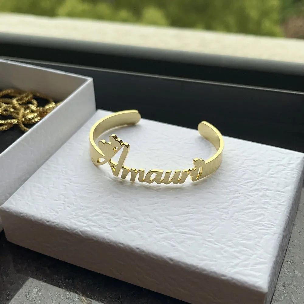 Custom Name Jewelry
Personalized Letter Necklace
Customized Name Bangles \
Stainless Steel Mini Hoop Earrings 18mm