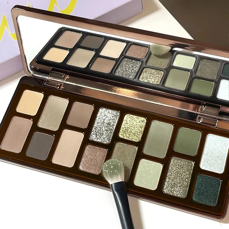 16 Color Green Pearl Eyeshadow Makeup Palette Waterproof
Lasting Diamond Glitter Eyeshadow Sparkling Crystal
