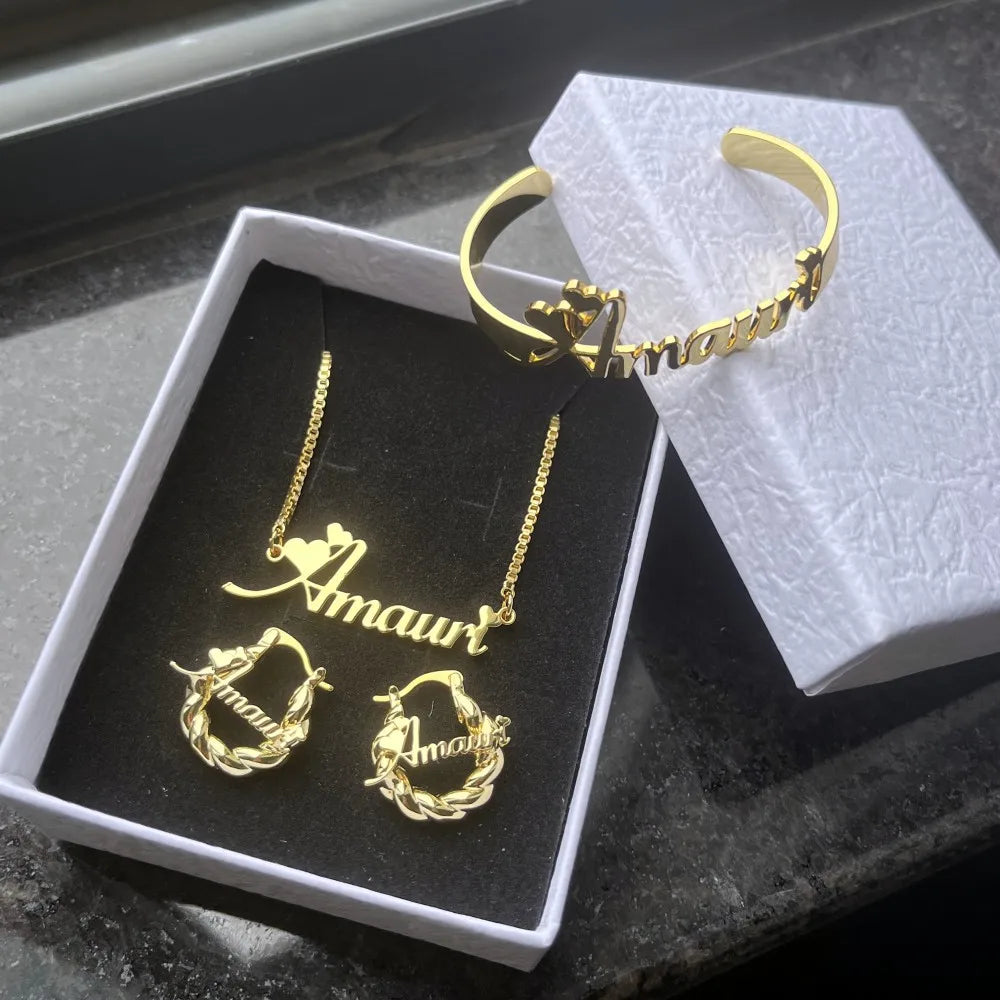Custom Name Jewelry
Personalized Letter Necklace
Customized Name Bangles \
Stainless Steel Mini Hoop Earrings 18mm