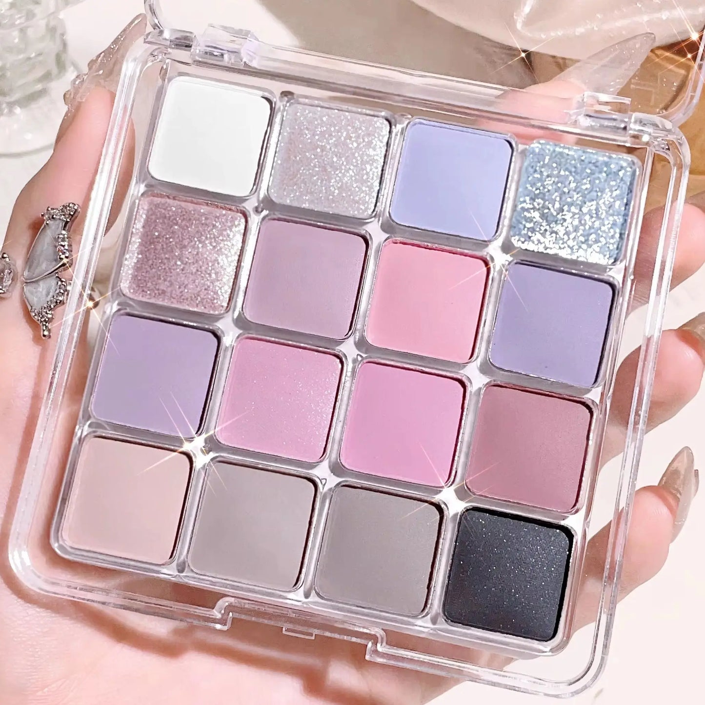 Eyeshadow tray 2-in-1 Nude Earth Pink matte pearl