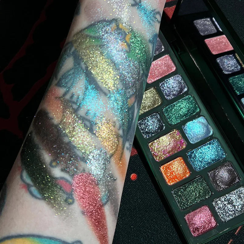 16 Color Green Pearl Eyeshadow Makeup Palette Waterproof
Lasting Diamond Glitter Eyeshadow Sparkling Crystal